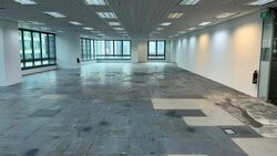 Singapore Land Tower (D1), Office #524782551